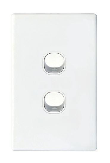 TRADESAVE 16A 2-Way Vertical 2 Gang Switch. Moulded - Office Connect