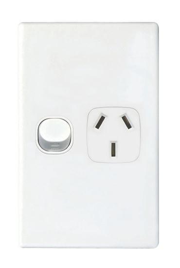 TRADESAVE Single 10A Vertical Power Point. Removable - Office Connect