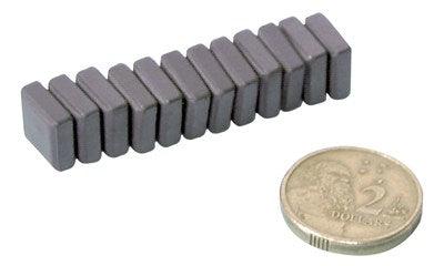 Ferrite Magnets - Pk.12 - Office Connect