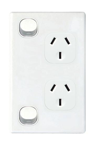 TRADESAVE Double 10A Vertical Power Point. Removable - Office Connect