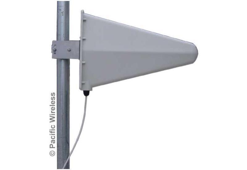 900MHz/1700MHz 9 dBi Yagi Antenna - Office Connect 2018